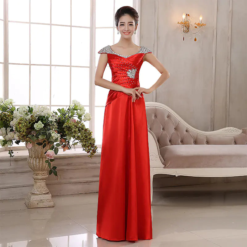 Elegant Long Evening Gown for Women - Fashionable Design